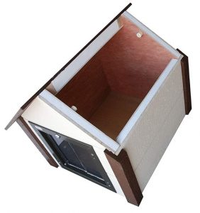 Climate Master Plus Insulated Dog House inner view