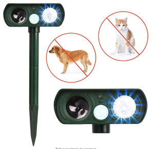 Dog Cat Repellent, Ultrasonic Animal Repellent with Motion Sensor and Flashing Lights